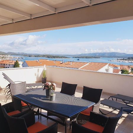 Apartments Marti Муртер Екстер'єр фото