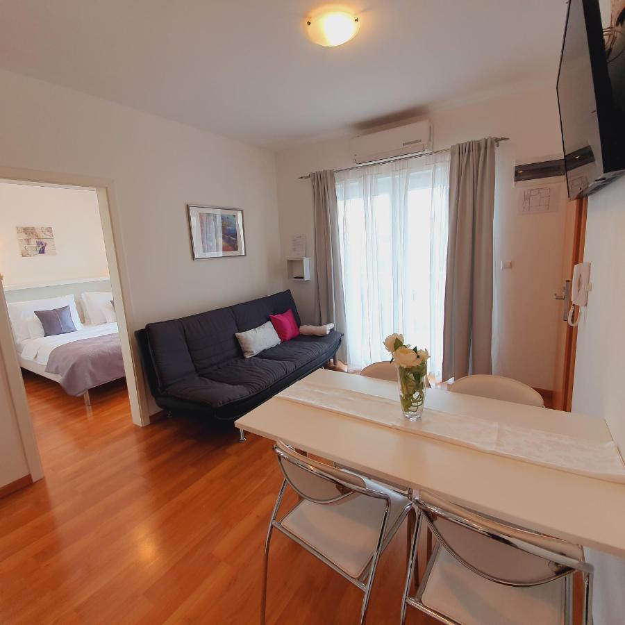 Apartments Marti Муртер Екстер'єр фото