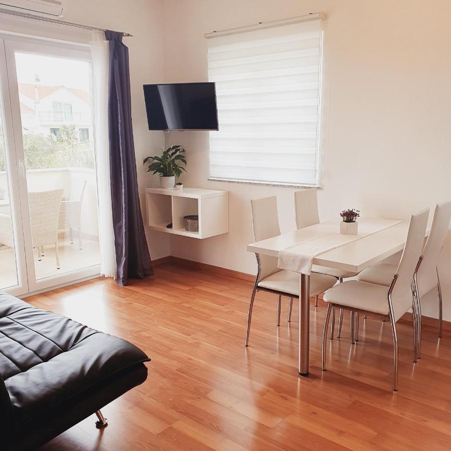 Apartments Marti Муртер Екстер'єр фото