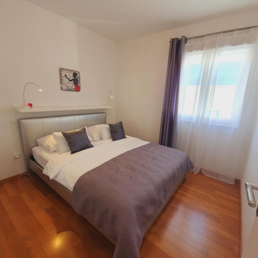 Apartments Marti Муртер Екстер'єр фото